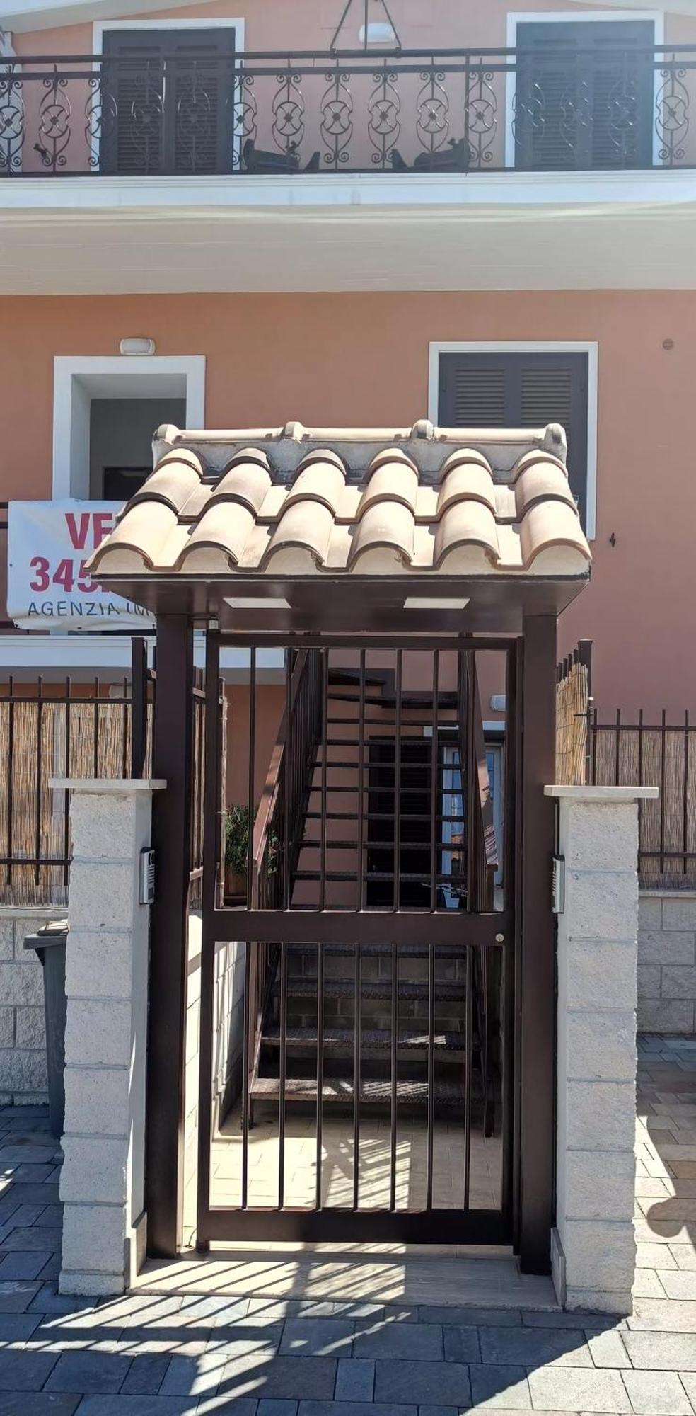 La Mansarda Di Andrew Villa Ciampino Exteriör bild